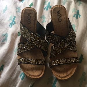 BRAND NEW. Never worn XOXO WEDGES